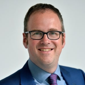 Dr. Florian Janik